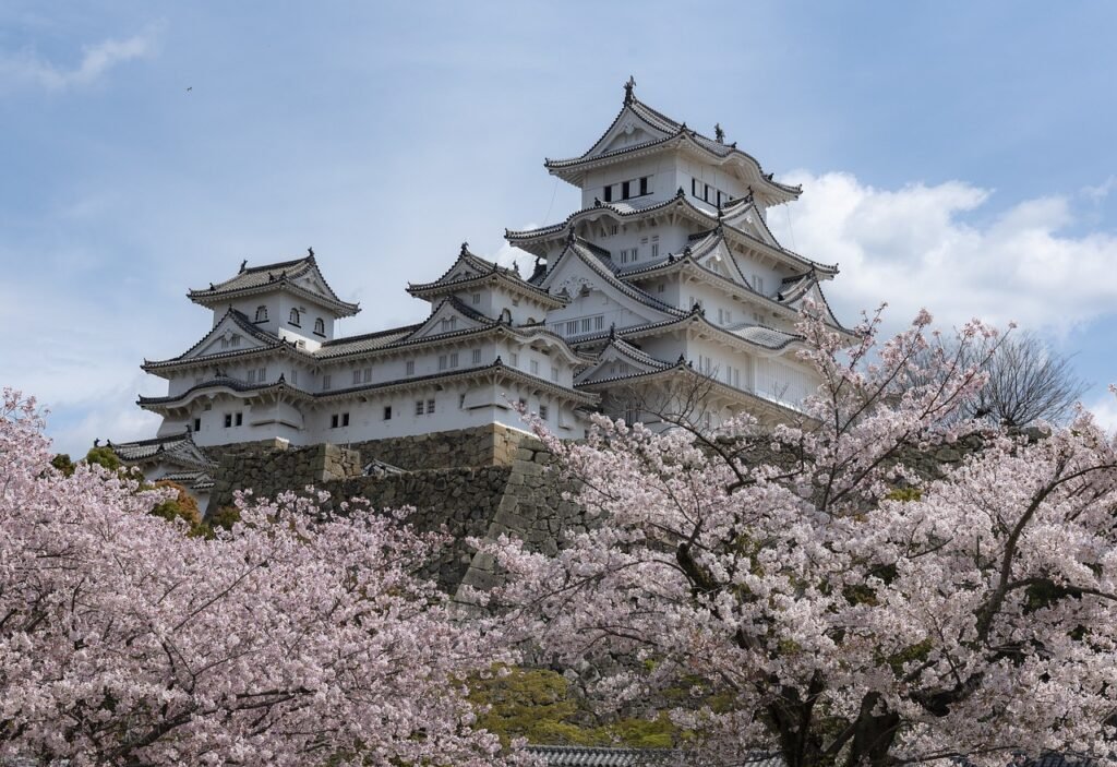 heritage, japan, castle, himeji, white, heron, history, tourism, architecture, feudal, nature, asia, ancient, sky, unesco, fortress, landmark, famous, roofing